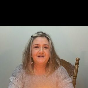 Meet your Posher, Beebe l